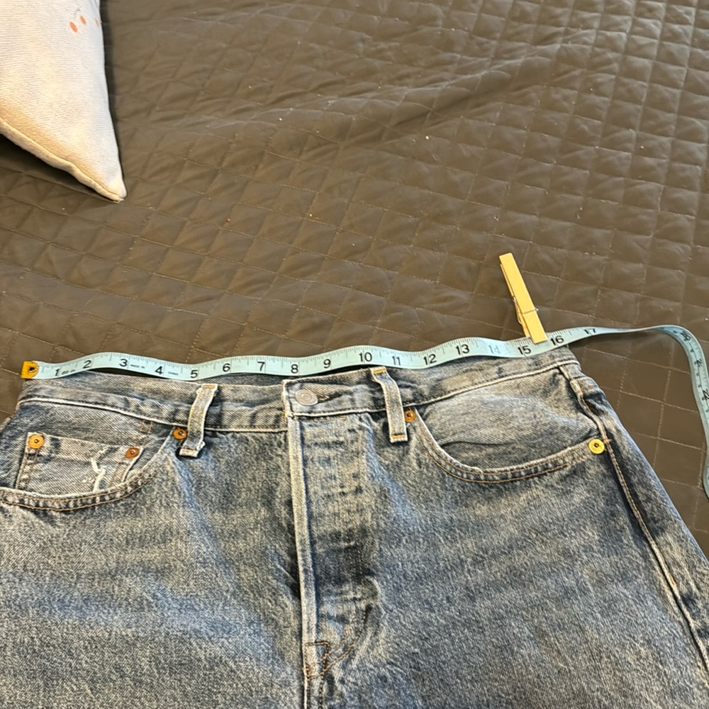 Levi’s 501 skinny jeans.